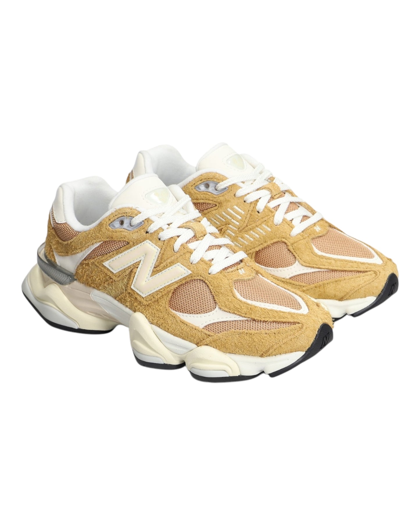 NEW BALANCE 9060HMT IN CAMOSCIO TABACCO