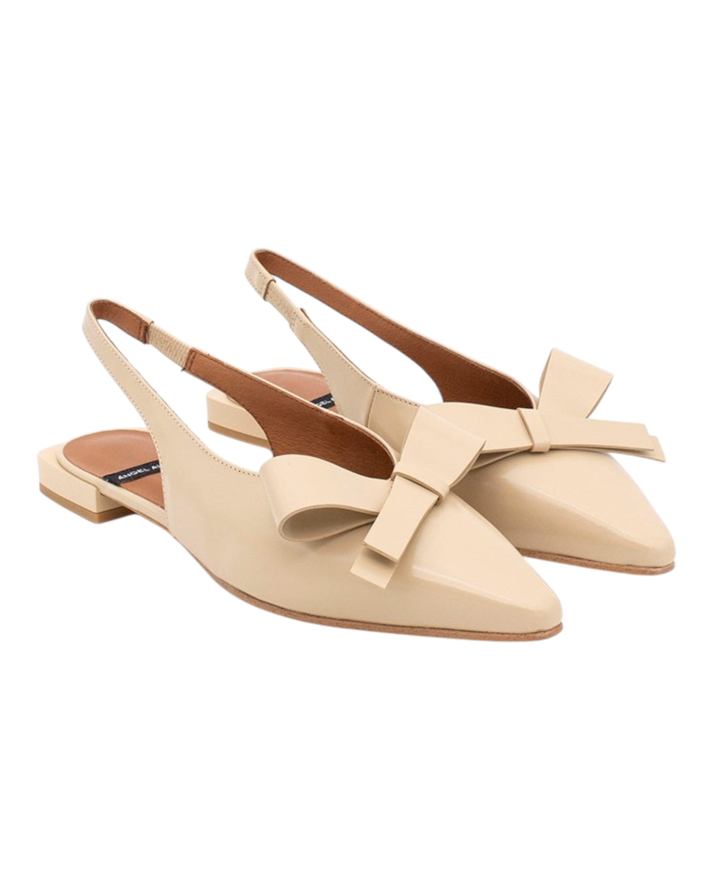 ANGEL ALARCON 010530B CHANEL BASSO A PUNTA CON FIOCCO IN PELLE LUCIDA BEIGE