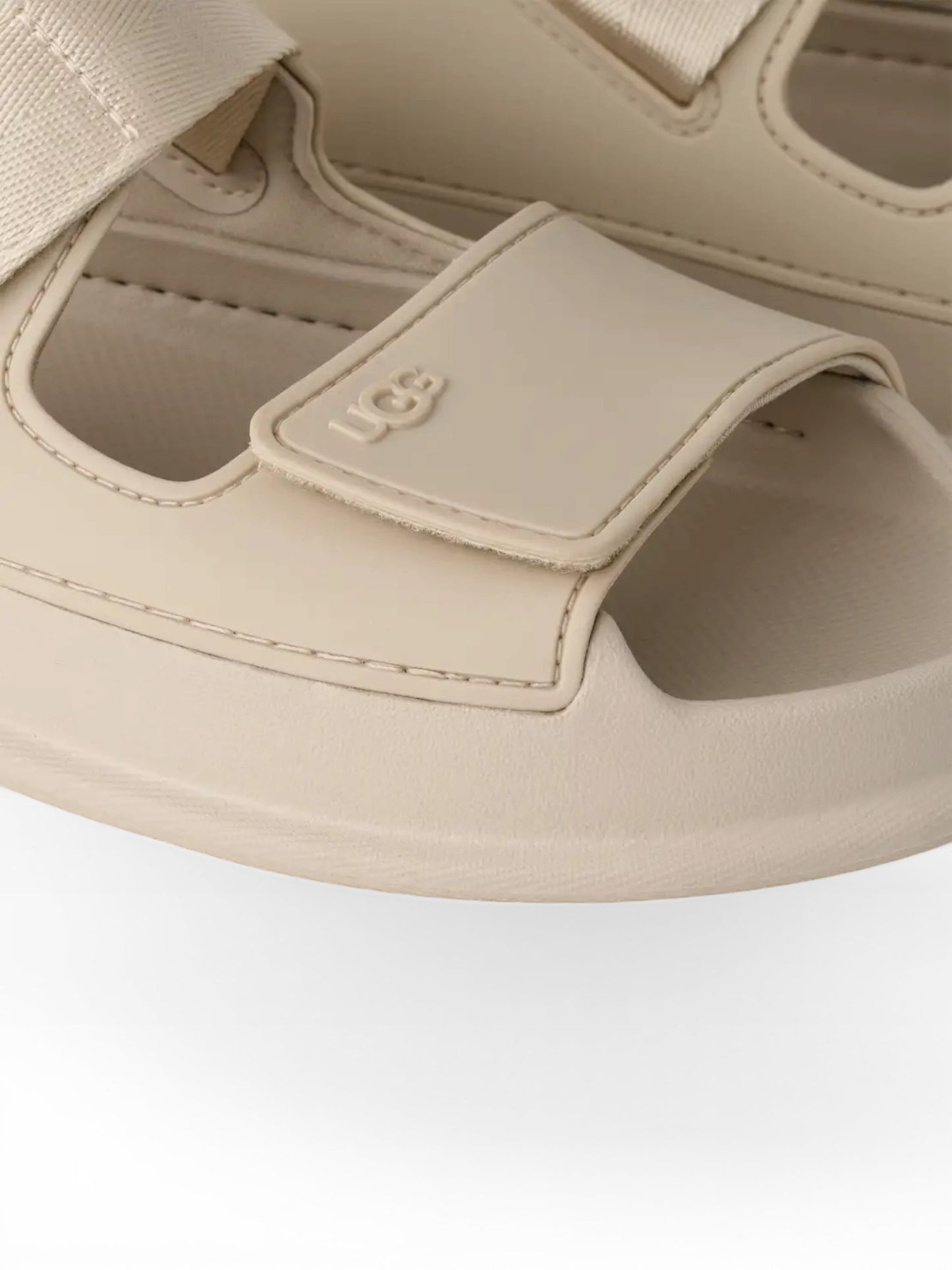 UGG GOLDENGLOW SANDALO BEIGE