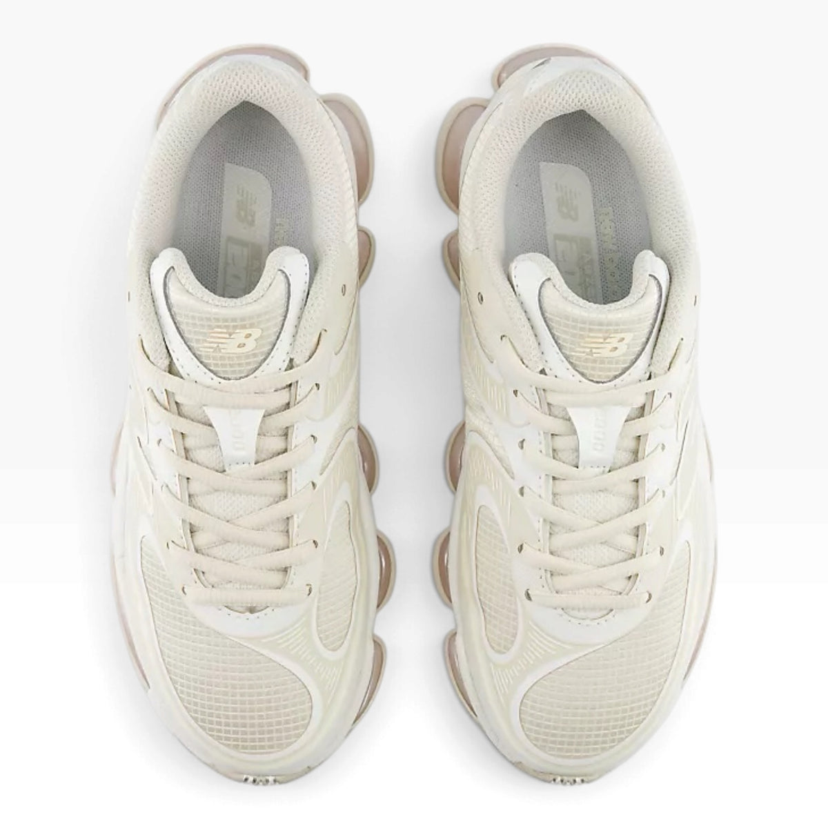 NEW BALANCE 2000 4PO BEIGE