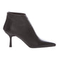 OVYE' AT7100 STILETTO A PUNTA IN PELLE NERA