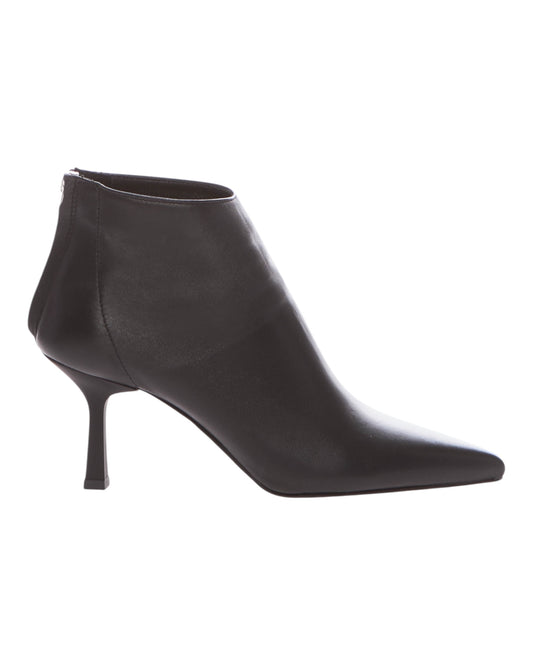 OVYE' AT7100 STILETTO A PUNTA IN PELLE NERA