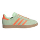 ADIDAS GAZELLE IN CAMOSCIO VERDE BANDE ARANCIO