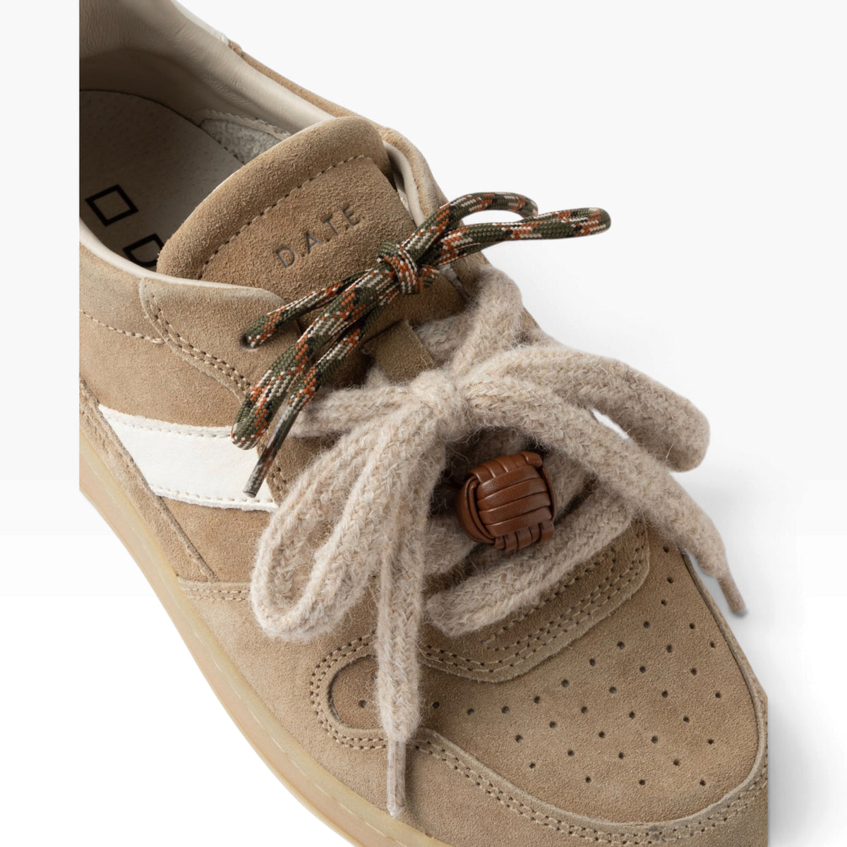 DATE COURT 2 SUEDE CAMEL