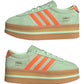 ADIDAS GAZELLE STACK IN CAMOSCIO VERDE LOGO ARANCIO